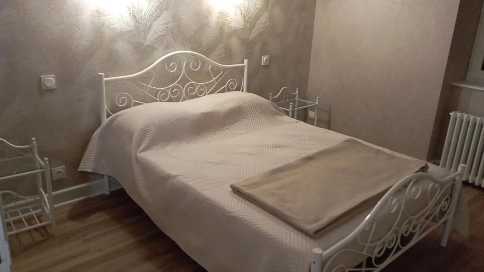 Le Gite D'Auvergne Lanobre Holiday home